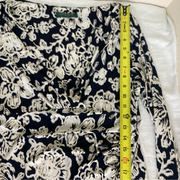 Lauren Ralph Lauren Dress  8 Black White Floral Ruched Career Faux Wrap 3/4 Slv - Picture 14 of 16